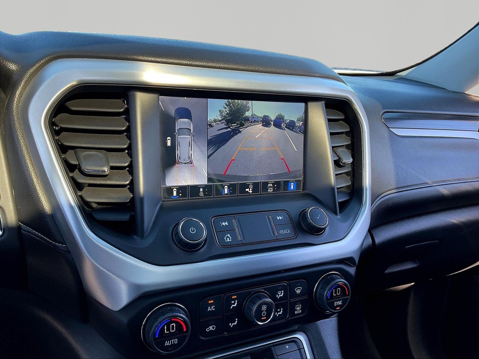 Used 2021 GMC Acadia SLT w/ Elevation Edition AWD/4WD image 14