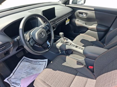 Used 2026 Honda HR-V Sport image 4