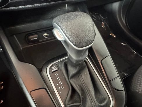 Used 2025 Kia Soul LX FWD image 21