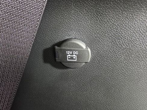 New 2025 Chrysler Pacifica Select image 12