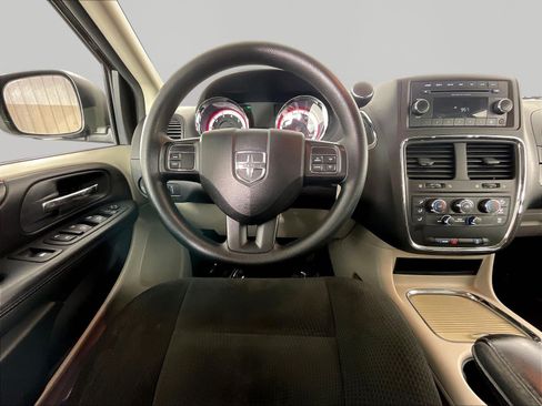 Used 2015 Dodge Grand Caravan SXT FWD image 8