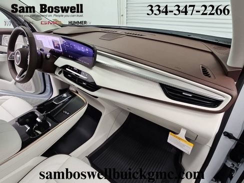 New 2026 Buick Enclave Avenir w/ Super Cruise Package FWD image 42