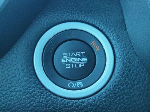 Used 2022 RAM 1500 Laramie w/ Sport Appearance Package AWD/4WD image 27