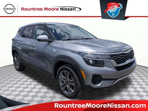 Used 2021 Kia Seltos LX AWD/4WD image 1