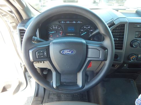 Used 2019 Ford F250 XL RWD image 22