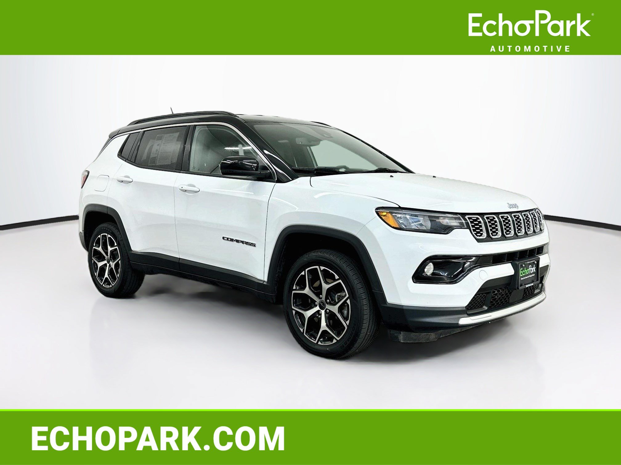 Used 2025 Jeep Compass Limited AWD/4WD image 1