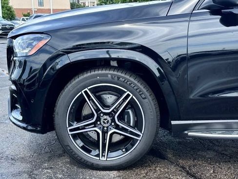 New 2026 Mercedes-Benz GLS 450 4MATIC image 8