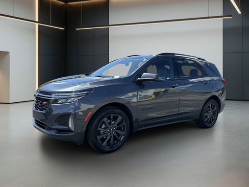 Used 2023 Chevrolet Equinox RS FWD image 1