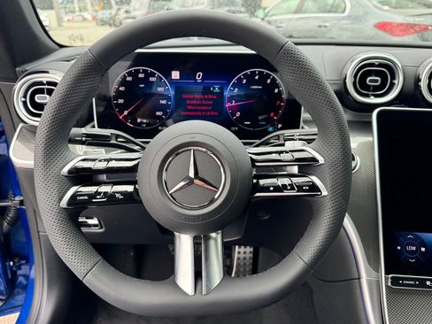 Used 2025 Mercedes-Benz CLE 300 4MATIC Coupe image 23