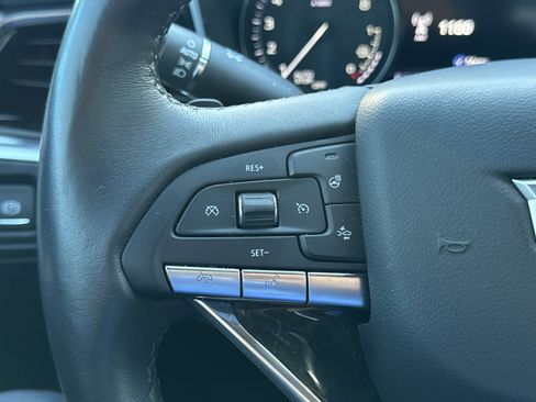 Used 2023 Cadillac XT6 Premium Luxury w/ Technology Package image 14