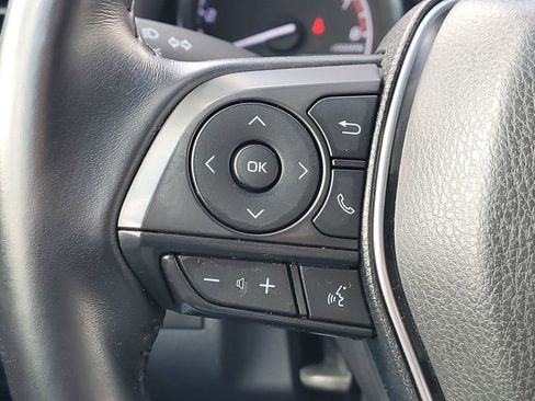 Used 2019 Toyota Camry SE image 18