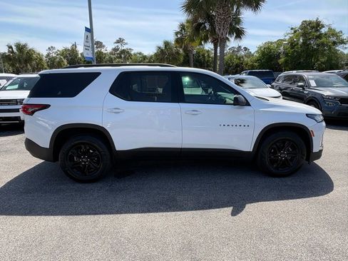 Used 2023 Chevrolet Traverse LS w/ Midnight/Sport Edition FWD image 8