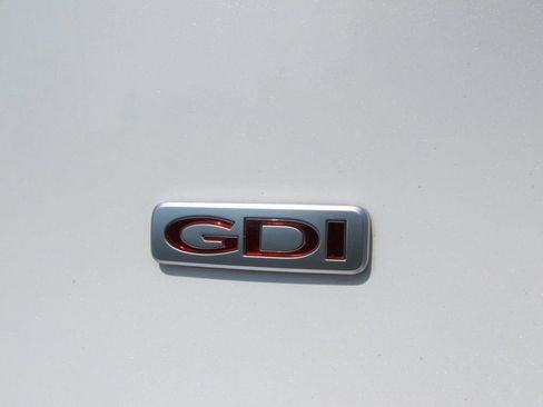 Used 2020 Kia Sorento LX FWD image 5