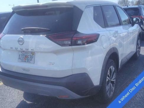 Used 2023 Nissan Rogue SV FWD image 6