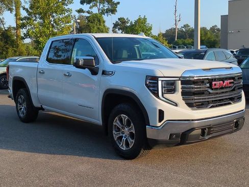 Used 2025 GMC Sierra 1500 SLT RWD image 3