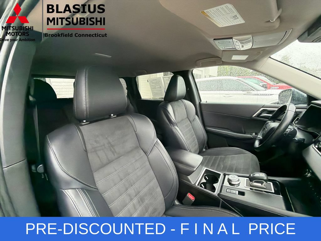 Used 2024 Mitsubishi Outlander SE FWD image 56