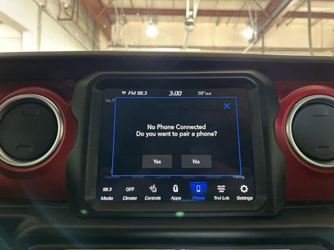 Used 2023 Jeep Wrangler Unlimited Rubicon w/ Cold Weather Group AWD/4WD image 25