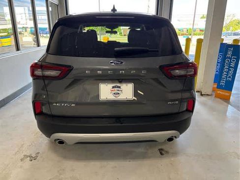 New 2025 Ford Escape Active w/ Cold Weather Package image 5