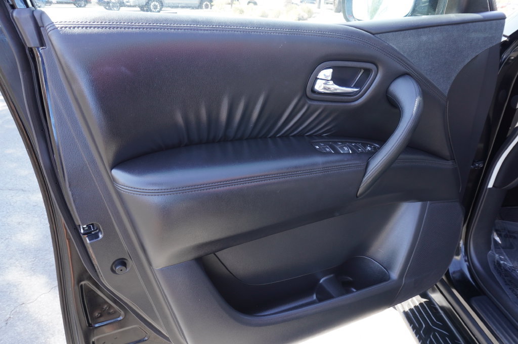 Used 2024 Nissan Armada SV RWD image 16