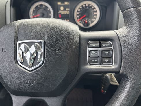 Used 2014 RAM 1500 Classic SLT AWD/4WD image 17