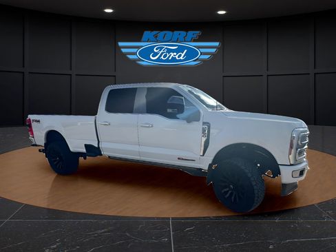 Used 2024 Ford F350 Platinum image 7