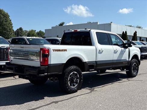 Used 2024 Ford F250 King Ranch w/ Tremor Off-Road Package AWD/4WD image 2