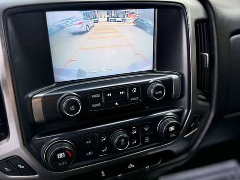 Used 2015 Chevrolet Silverado 1500 LT w/ LT Convenience Package AWD/4WD image 16