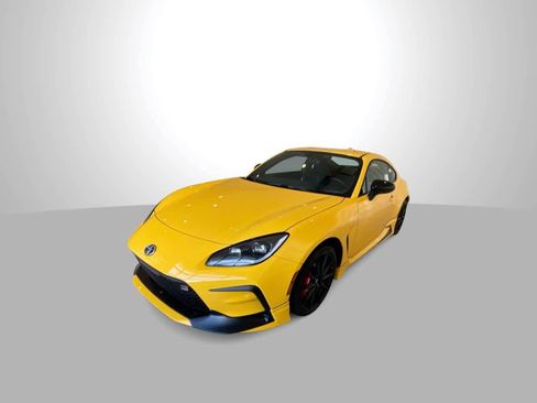 New 2026 Toyota GR86 YUZU Limited image 4
