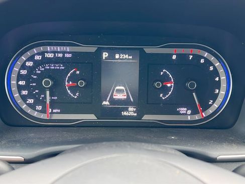 Used 2024 Hyundai Santa Cruz SE FWD image 27