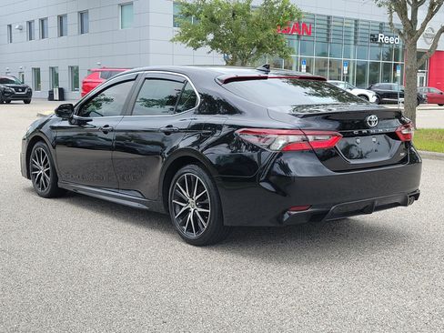 Used 2024 Toyota Camry SE w/ Convenience Package FWD image 7