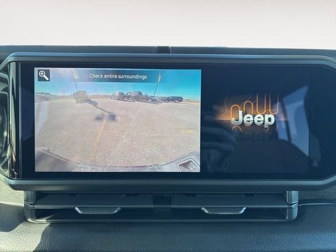 New 2026 Jeep Gladiator Willys AWD/4WD image 41