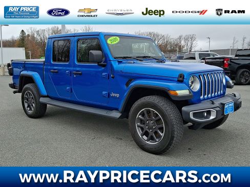 Used 2020 Jeep Gladiator Overland w/ Popular Equipment Package AWD/4WD image 1