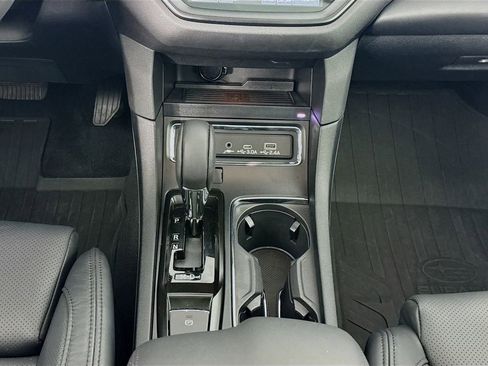 Used 2025 Subaru Ascent Bronze Edition w/ Onyx Package image 40