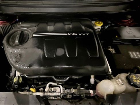 Used 2019 Jeep Cherokee Trailhawk w/ Comfort & Convenience Group image 29