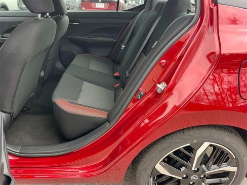 Used 2025 Nissan Versa SR w/ Trunk Package image 17