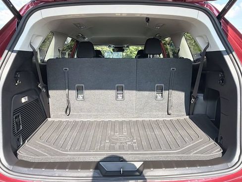 Certified 2026 Subaru Ascent Premium AWD/4WD image 28