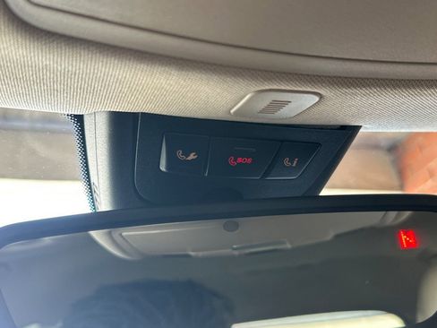 Certified 2020 Mercedes-Benz GLA 250 4MATIC image 43