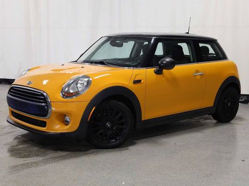 Used 2016 MINI Cooper 2-Door Hardtop image 1