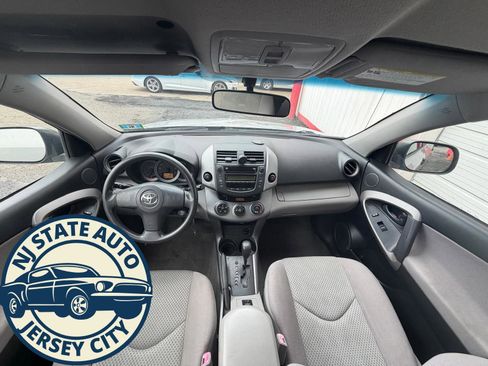 Used 2008 Toyota RAV4 Base image 3