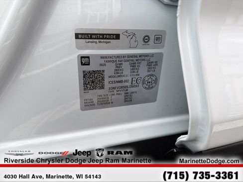Used 2025 Chevrolet Traverse LT AWD/4WD image 14