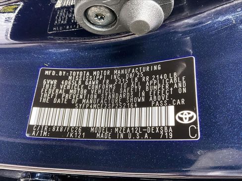 Certified 2025 Toyota Corolla SE w/ SE Premium Package FWD image 34