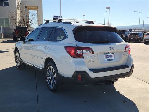 Used 2018 Subaru Outback 3.6R Touring w/ Popular Package #3 image 4