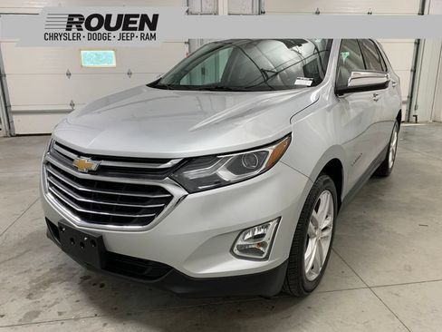 Used 2020 Chevrolet Equinox Premier AWD/4WD image 1