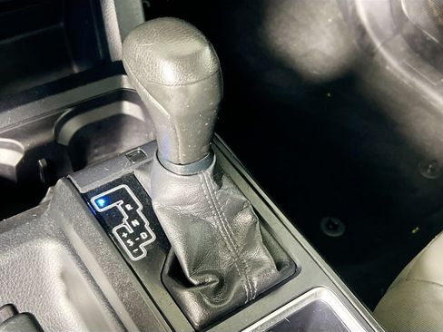 Used 2019 Toyota Tacoma SR RWD image 23