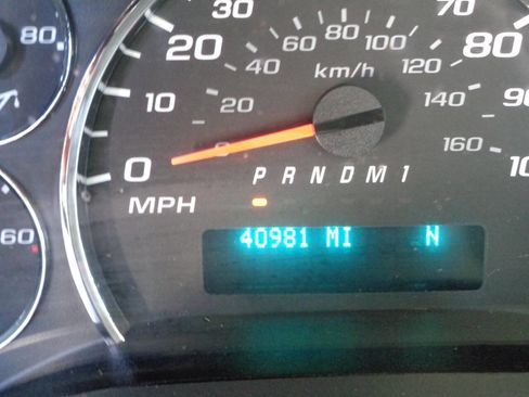 Used 2018 Chevrolet Express 2500 LS w/ Driver Convenience Package RWD image 16