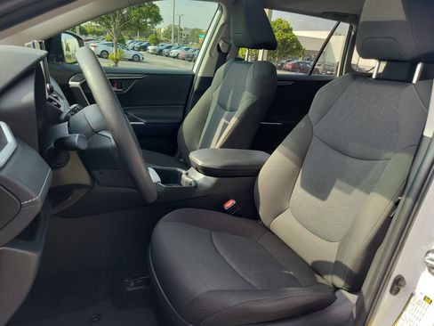 Certified 2025 Toyota RAV4 XLE w/ Convenience Package AWD/4WD image 21
