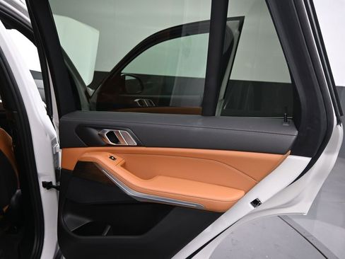 Certified 2022 BMW X5 sDrive40i w/ Premium Package image 23