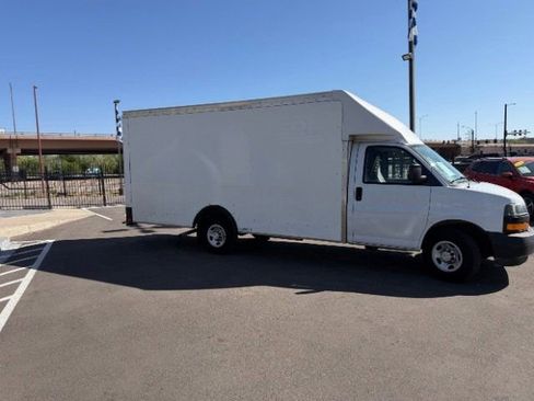 Used 2020 Chevrolet Express 3500 w/ Power Convenience Package image 18