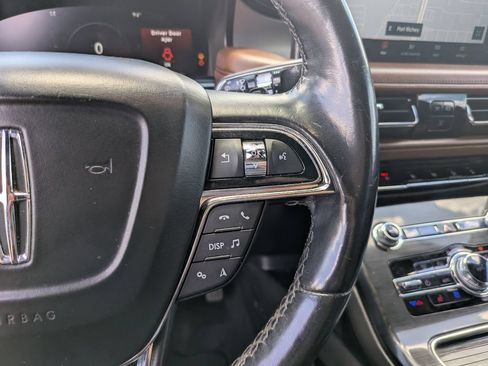Used 2021 Lincoln Nautilus Reserve w/ Equipment Group 201A AWD/4WD image 28