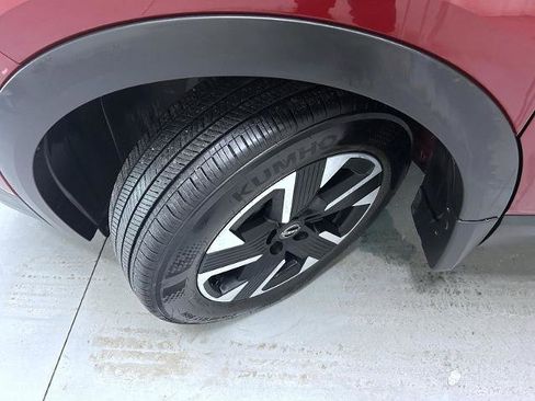 Certified 2025 Nissan Kicks SV image 23